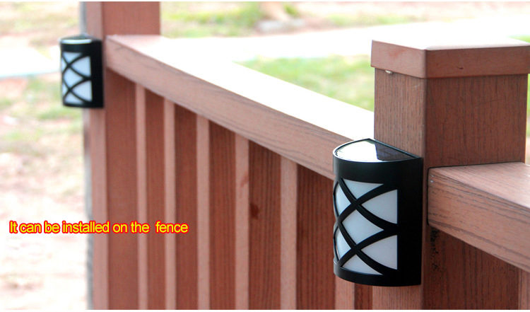 solar powered LED fence light